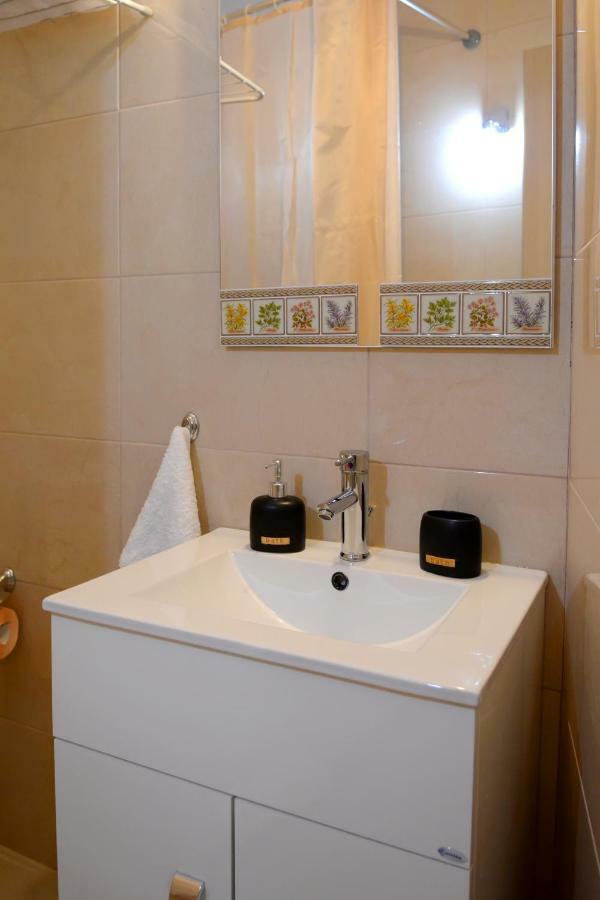 Ferienwohnung Greecerent - Lux Ladadika Thessaloniki Exterior foto